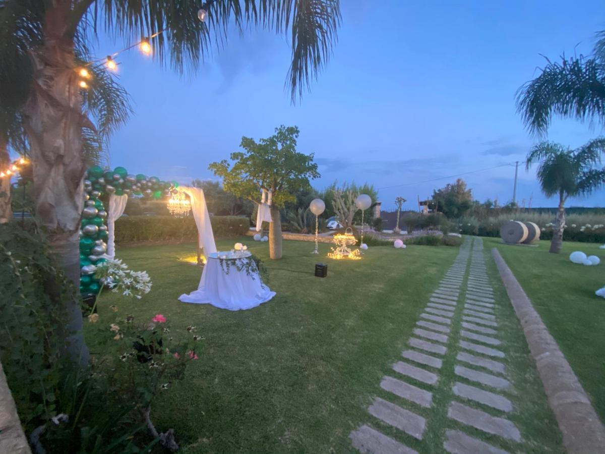 Mythos Holidays & Events Syracuse Bagian luar foto