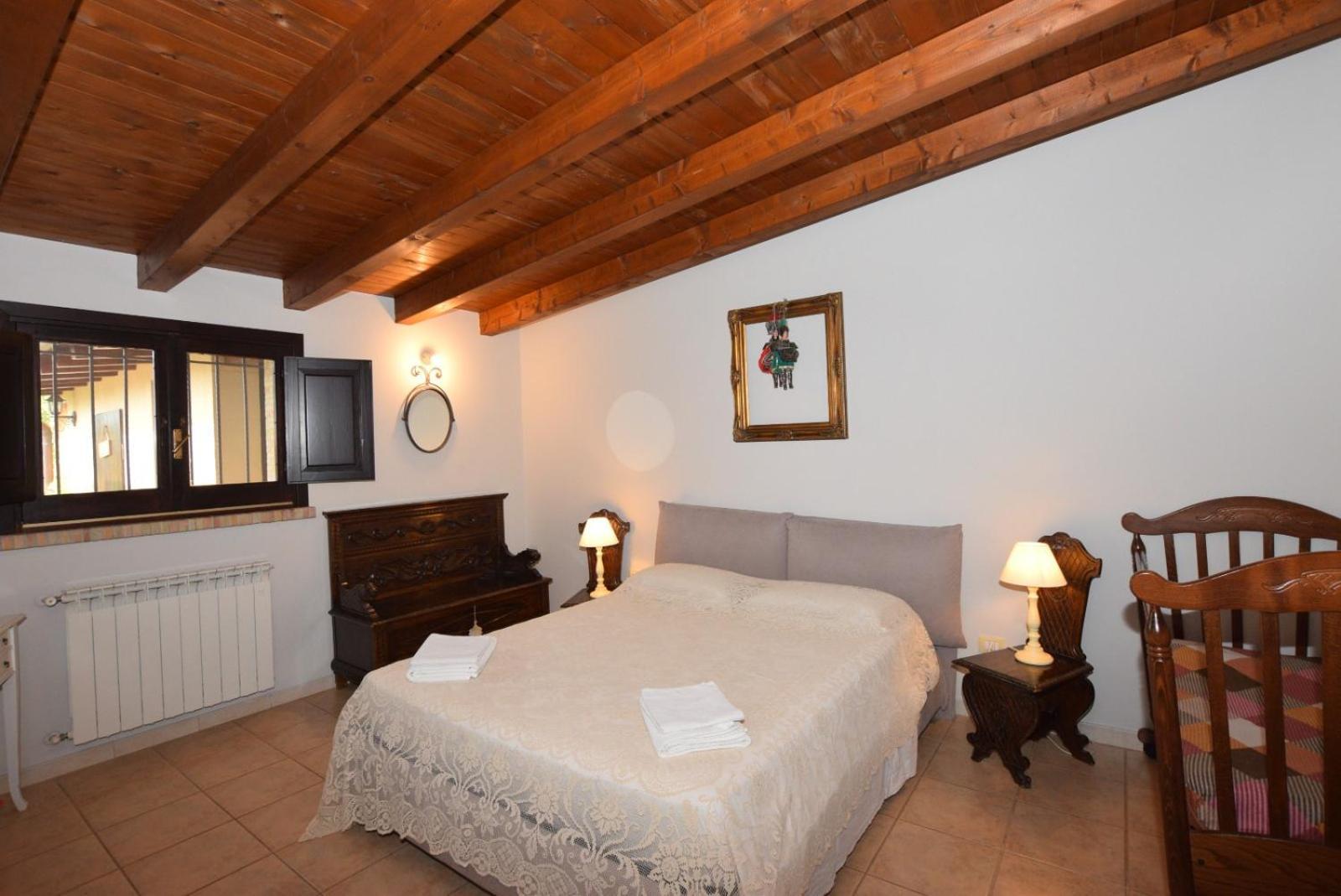 Mythos Holidays & Events Syracuse Bagian luar foto