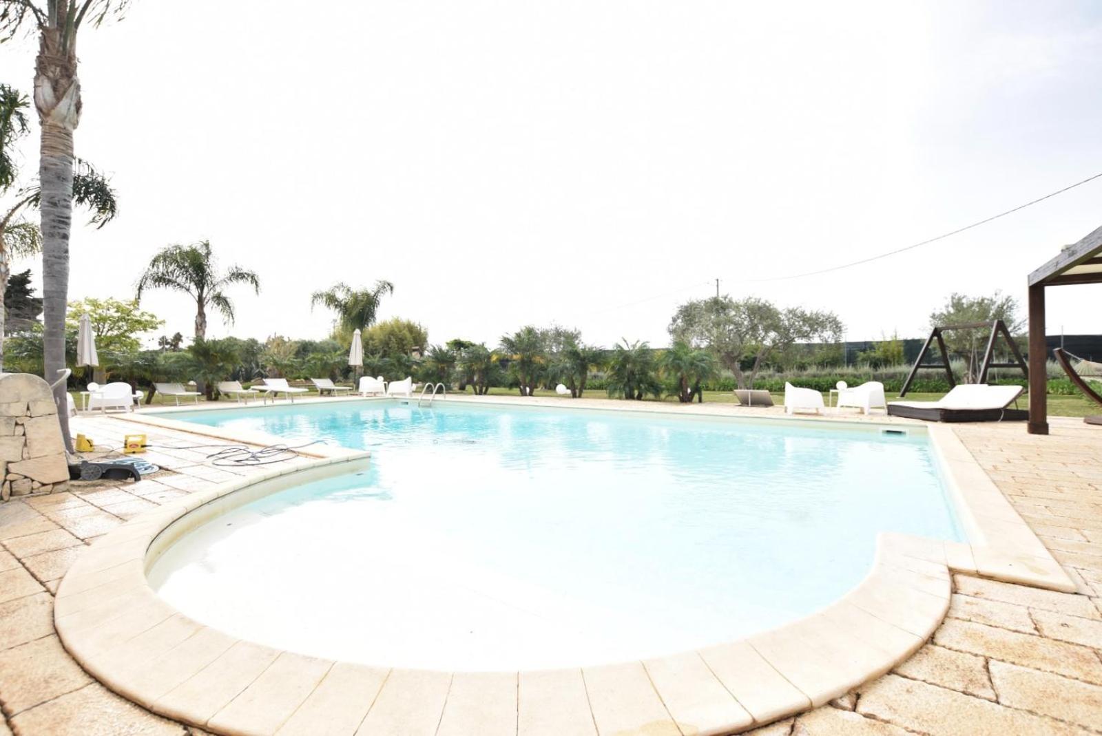 Mythos Holidays & Events Syracuse Bagian luar foto