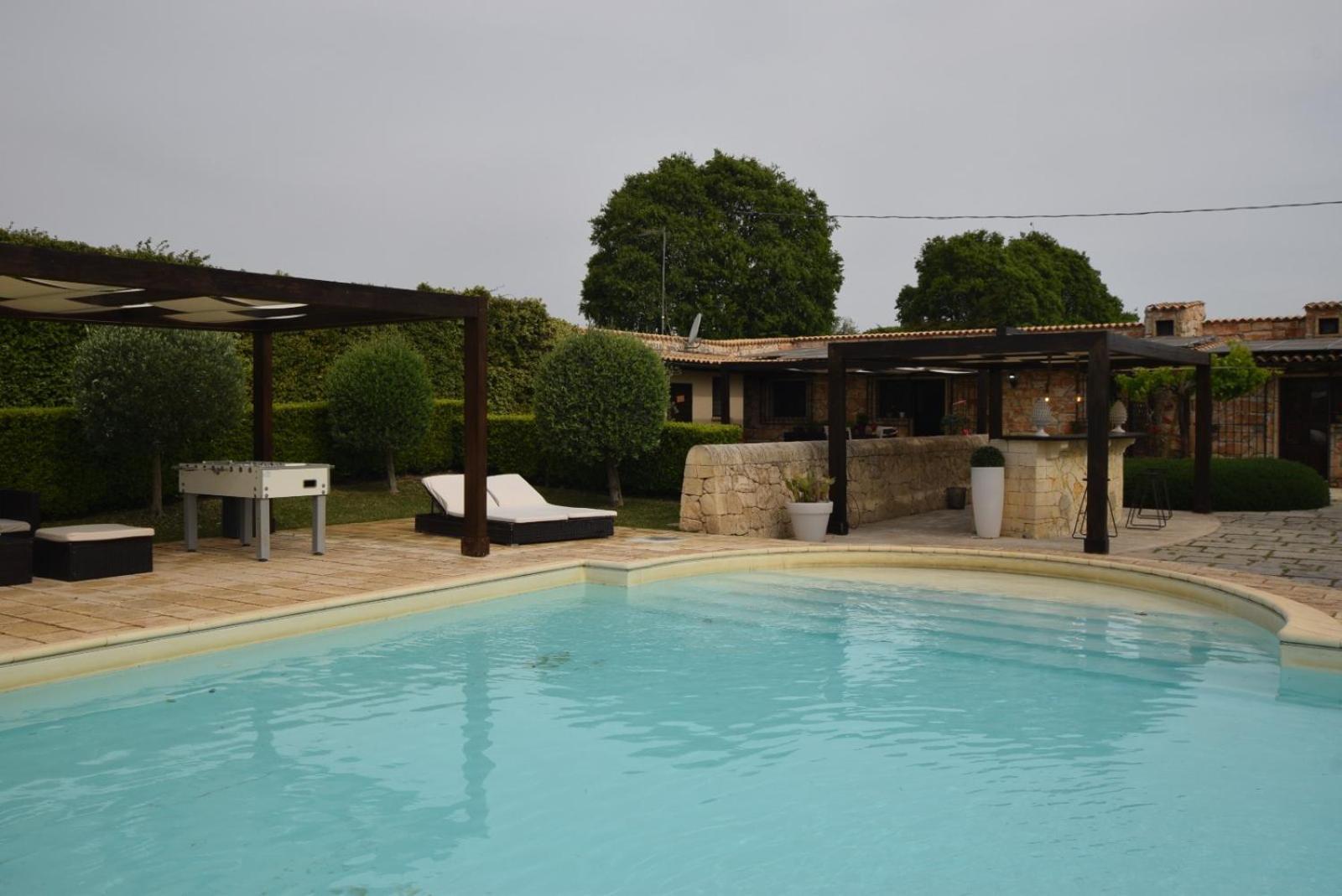 Mythos Holidays & Events Syracuse Bagian luar foto
