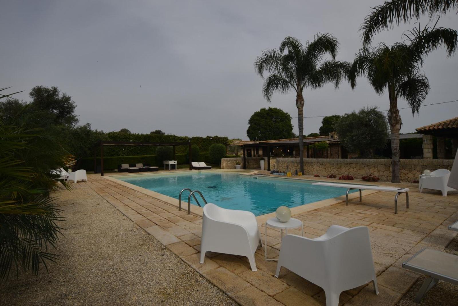 Mythos Holidays & Events Syracuse Bagian luar foto